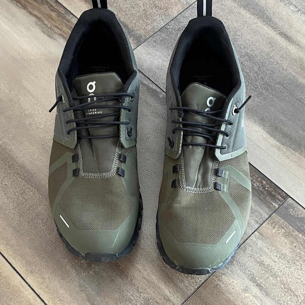 On Running Men's Green Athletic Shoes